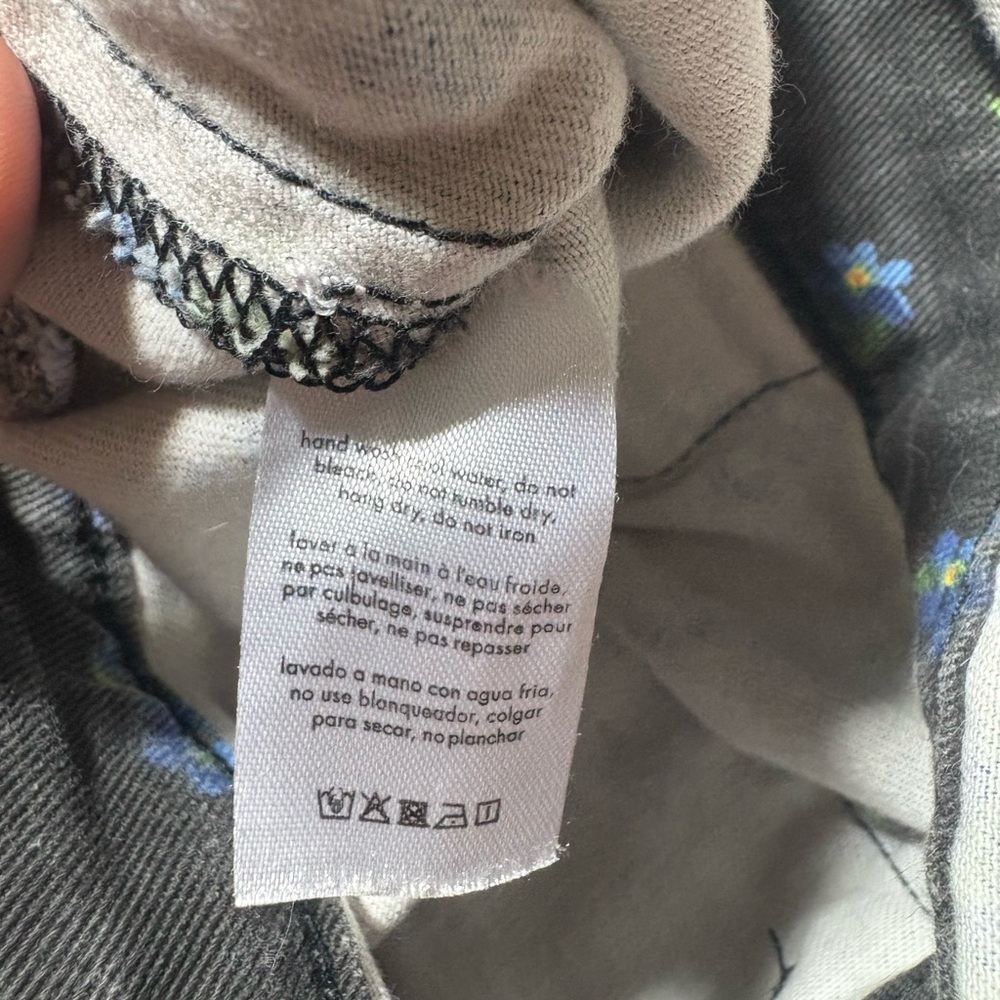 WEWOREWHAT Slouchy Black Watercolor Ditsy Slit Overalls - Picture 10 of 12